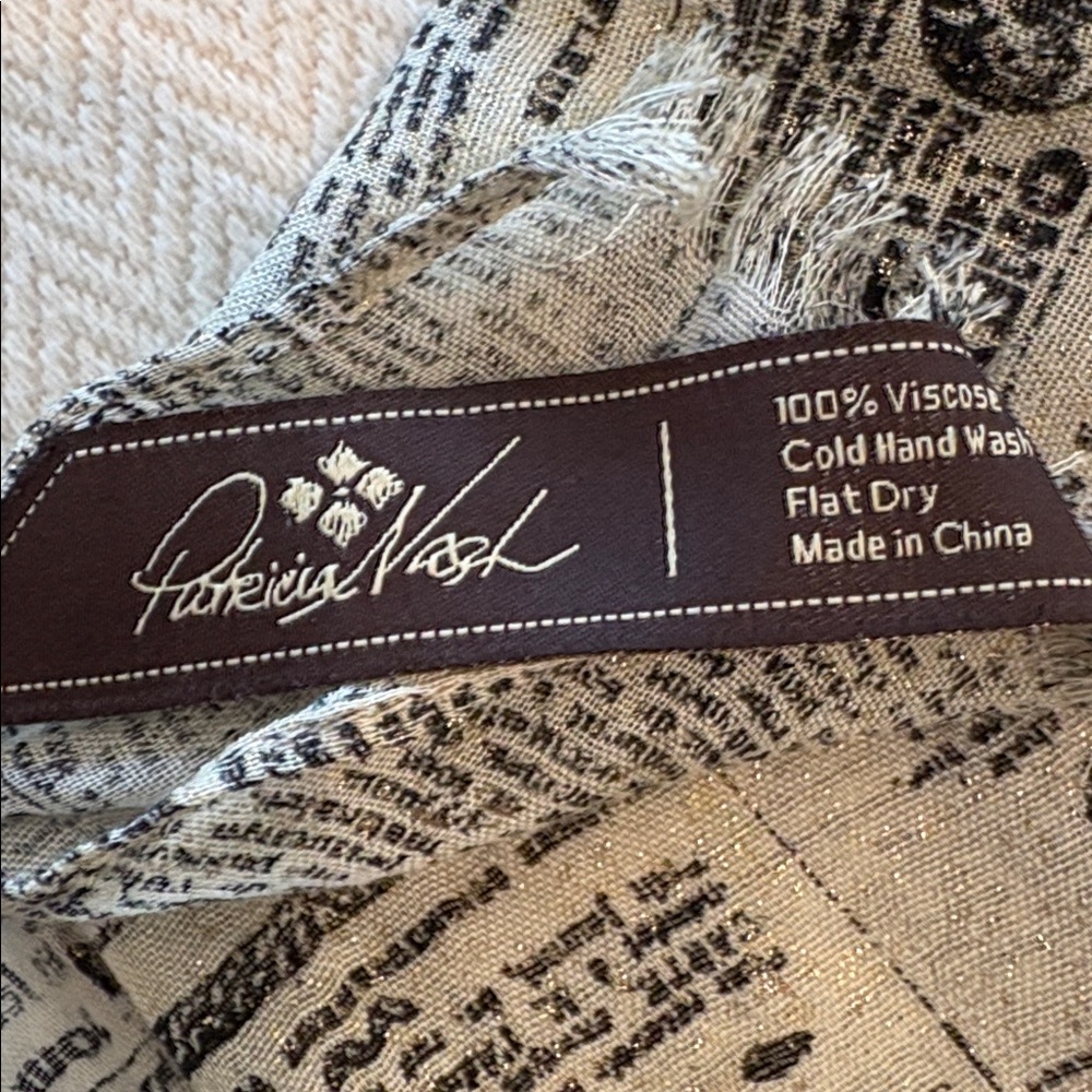 Vintage Newspaper Print Scarf - Picture 2 of 8